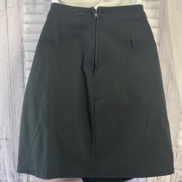 NWT BLACK MINI SKIRT - Picture 5 of 5
